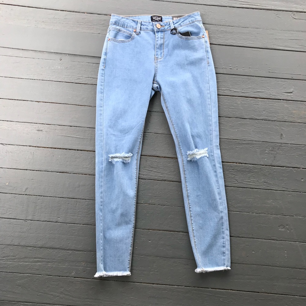 Knee Slit Denim Skinny Jeans {NEW}